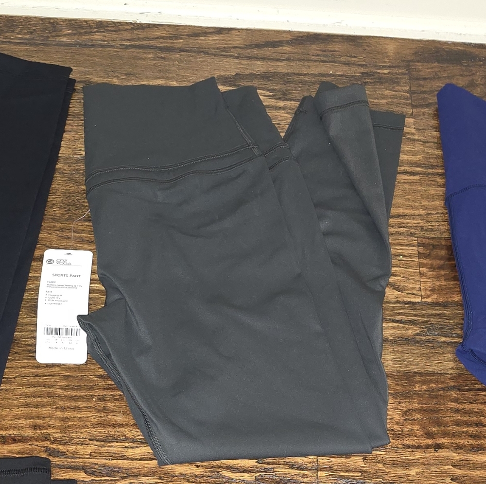 Dark grey leggings - size large